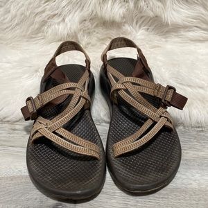 Chaco Brown Beige Tan Zx1 Classic Strap Sandals: 8
